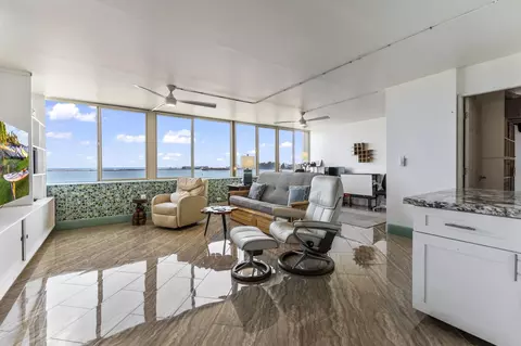 111 Kahului Beach Rd #A426, Kahului, HI 96732