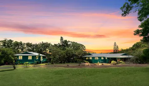2115 Kaupakalua Rd, Haiku, HI 96708