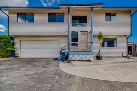 244 N Makaleha Pl, Makawao, HI 96768