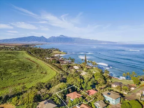 568 Hana Hwy #B, Paia, HI 96779
