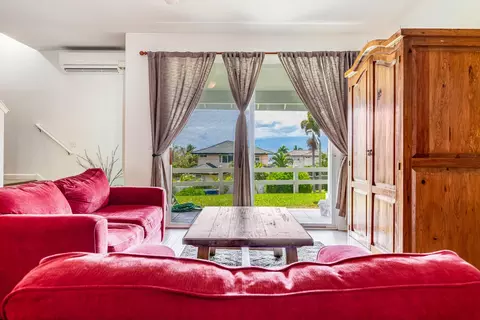 11 W Kamauhalii Way #2C, Wailuku, HI 96793