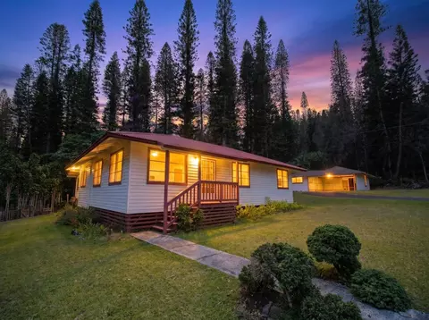 437 Hau Dr, Lanai City, HI 96763