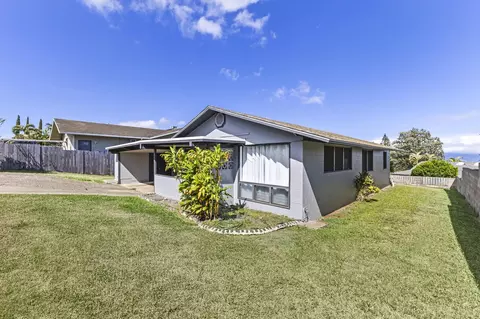 290 Hokulani St, Makawao, HI 96768
