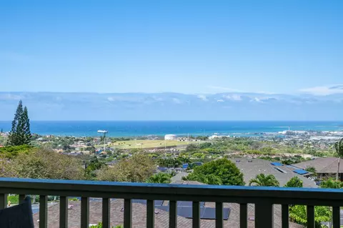 160 Kinohi Loa Loop, Wailuku, HI 96793