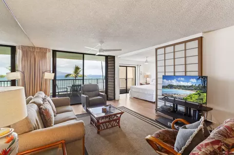 100 Hauoli St #303, Wailuku, HI 96793