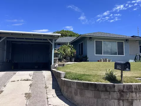 129 Niihau St, Kahului, HI 96732