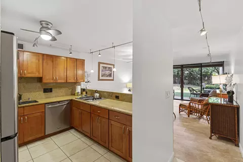Kitchen - 4242 Lower Honoapiilani Rd #E 210, Lahaina, HI 96761 photo 4 of 9