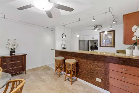 Kitchen - 4242 Lower Honoapiilani Rd #E 210, Lahaina, HI 96761 photo 1 of 9