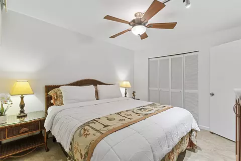 Bedroom - 4242 Lower Honoapiilani Rd #E 210, Lahaina, HI 96761 photo 2 of 6