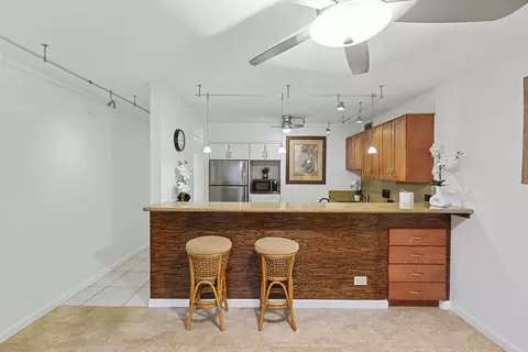 Kitchen - 4242 Lower Honoapiilani Rd #E 210, Lahaina, HI 96761 photo 3 of 9