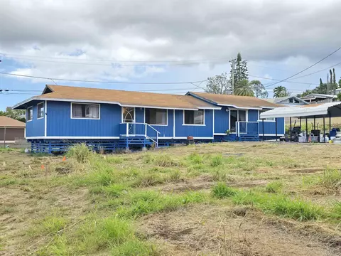 3407 Old Haleakala Hwy # B, Makawao, HI 96768