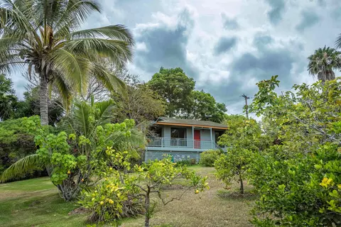 1195 Omaopio Rd UNIT B, Kula, HI 96790