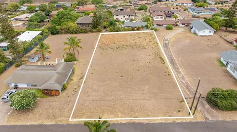 332 Ehilani St, Makawao, HI 96768