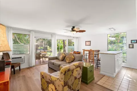 3559 Lower Honoapiilani Rd #2A, Lahaina, HI 96761