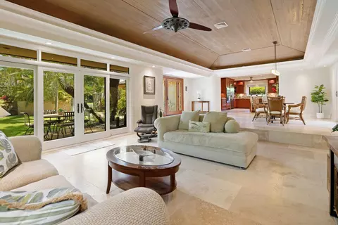 30 Hoawaa Way, Kihei, HI 96753