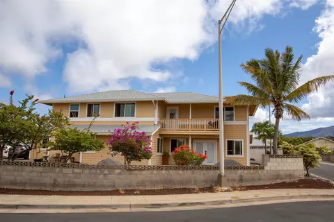 71 Kuuhoa Pl, Kahului, HI 96732