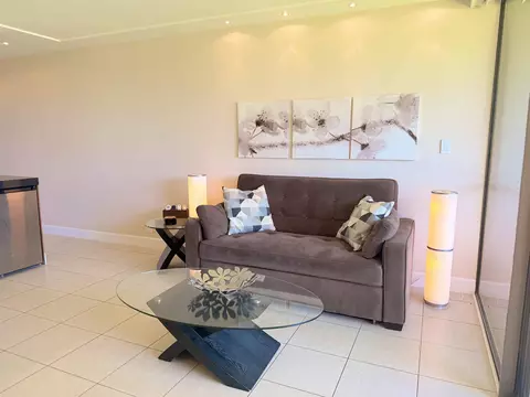 Living - 3959 Lower Honoapiilani Rd #503, Lahaina, HI 96761 photo 3 of 4
