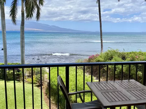 190 Hauoli St #220, Wailuku, HI 96793