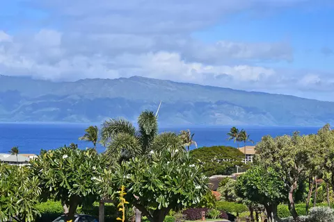 50 Puu Anoano St #1708, Lahaina, HI 96761