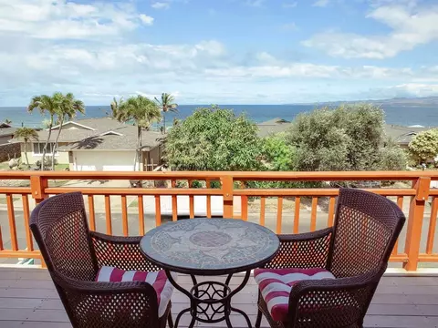 1373 Kilou St, Wailuku, HI 96793