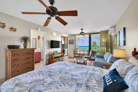 4095 Lower Honoapiilani Rd #114B, Lahaina, HI 96761