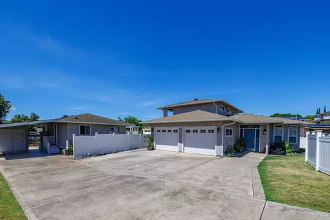 141 Noho Pl, Makawao, HI 96768