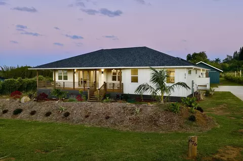676 Kauaheahe Pl #A, Haiku, HI 96708