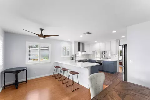 Kitchen - 129 Molehulehu Loop, Kahului, HI 96732 photo 3 of 9