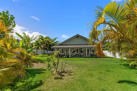 Exterior - 129 Molehulehu Loop, Kahului, HI 96732 photo 7 of 11