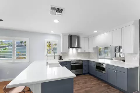 Kitchen - 129 Molehulehu Loop, Kahului, HI 96732 photo 1 of 9