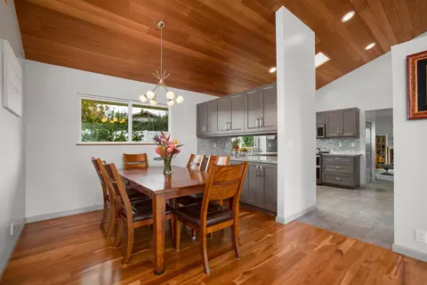 Dining - 39 Ka Dr, Kula, HI 96790 photo 2 of 4