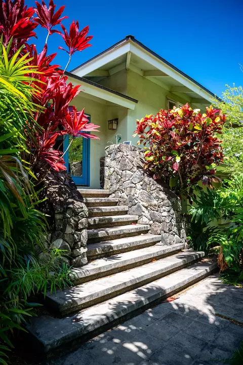Exterior - 15 Hui Rd E, Lahaina, HI 96761 photo 6 of 6