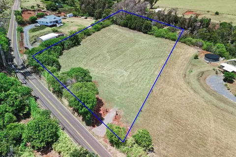 1074 Olinda Rd #B, Makawao, HI 96768