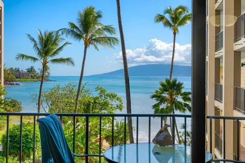 4327 Lower Honoapiilani Rd #403, Lahaina, HI 96761