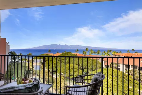 3445 Lower Honoapiilani Rd #826, Lahaina, HI 96761