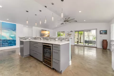 232 Kamahao Cir, Wailuku, HI 96793