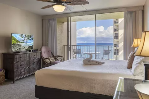 4365 Lower Honoapiilani Rd #505, Lahaina, HI 96761