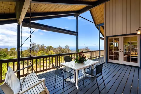 1365 Piiholo Rd, Makawao, HI 96768