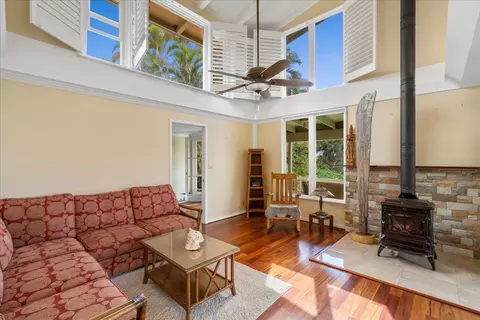 Living - 35 Kau St, Kula, HI 96790 photo 1 of 3