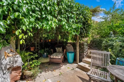Exterior - 35 Kau St, Kula, HI 96790 photo 11 of 20