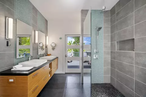 1865 Kalia Way, Haiku, HI 96708 photo 4