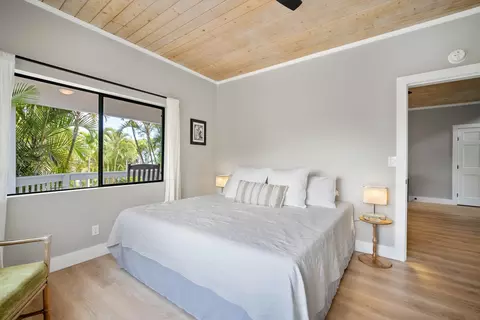 Bedroom - 14 Ka Dr, Kula, HI 96790 photo 5 of 8