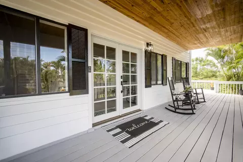 Exterior - 14 Ka Dr, Kula, HI 96790 photo 3 of 13