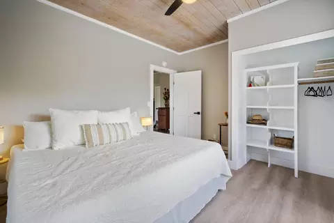 Bedroom - 14 Ka Dr, Kula, HI 96790 photo 6 of 8