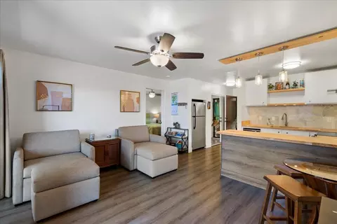 3740 Lower Honoapiilani Rd #E102, Lahaina, HI 96761