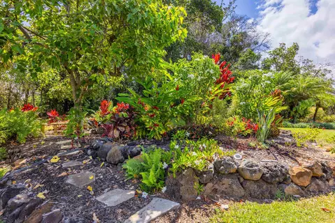 Exterior - 2625 Kokomo Rd, Haiku, HI 96708 photo 9 of 15