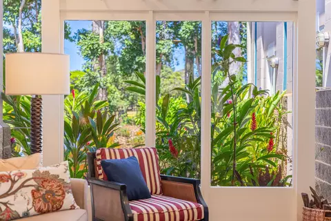 Living - 2625 Kokomo Rd, Haiku, HI 96708 photo 5 of 5