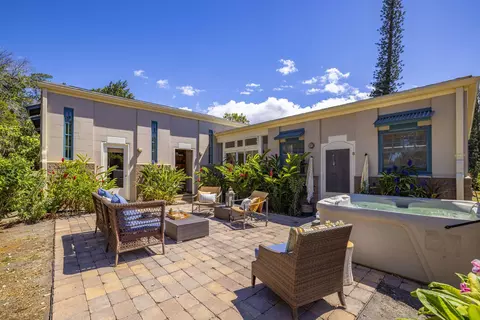 Exterior - 2625 Kokomo Rd, Haiku, HI 96708 photo 5 of 15
