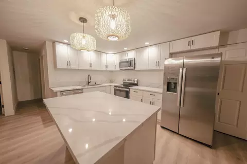 457 Aleo Pl, Kahului, HI 96732