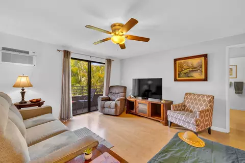 2747 S Kihei Rd #C-205, Kihei, HI 96753